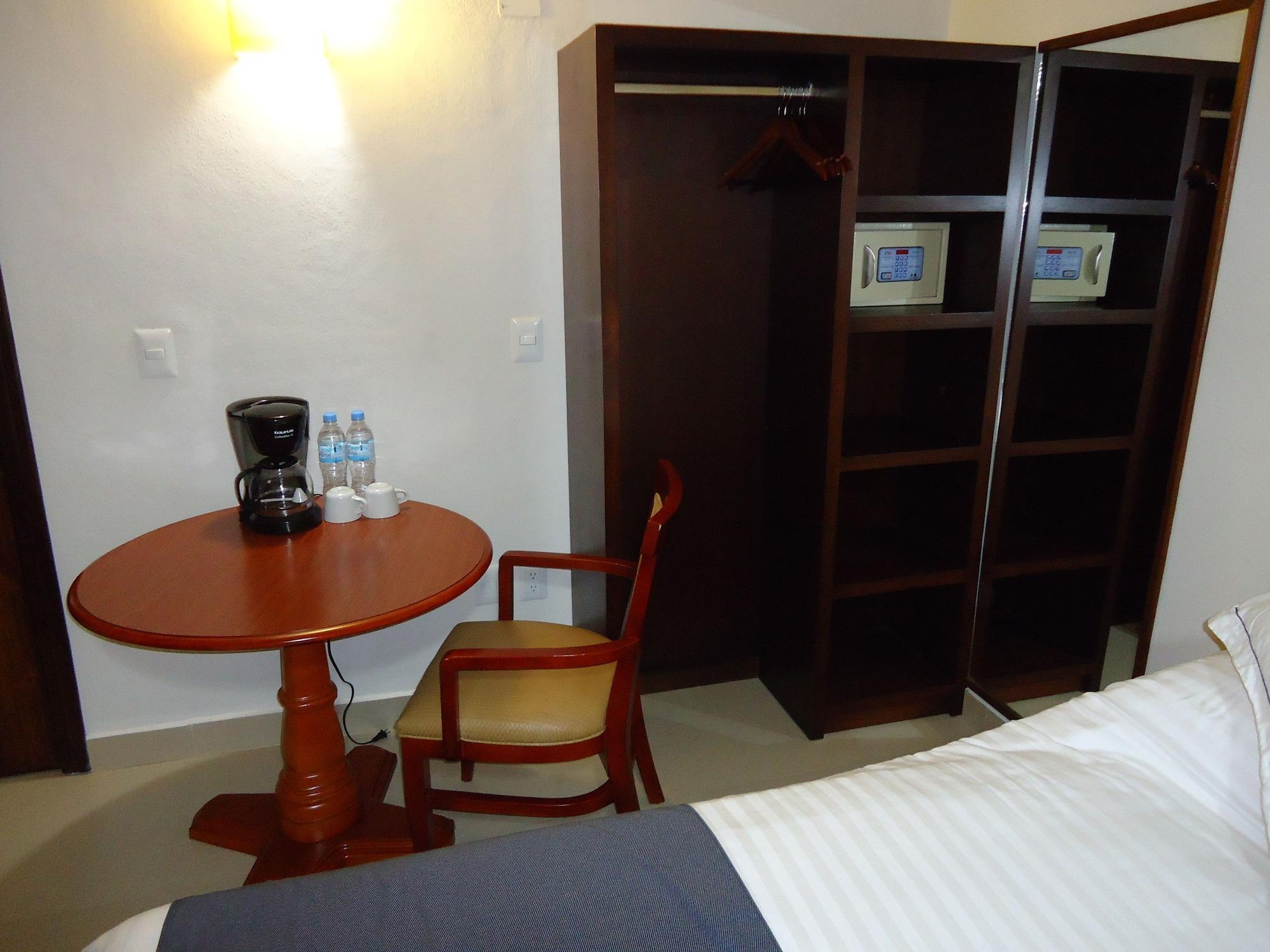 Hotel Porto Allegro Puerto Vallarta Bagian luar foto