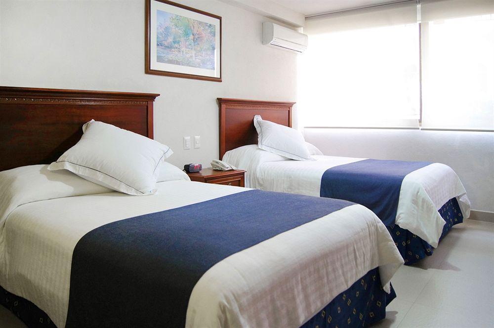 Hotel Porto Allegro Puerto Vallarta Bagian luar foto
