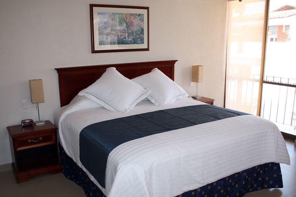 Hotel Porto Allegro Puerto Vallarta Bagian luar foto